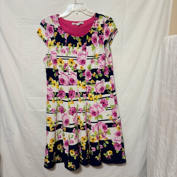 Emma & Michele Dresses & Skirts - Emma & Michele floral cap-sleeve dress on a navy blue/white striped background.